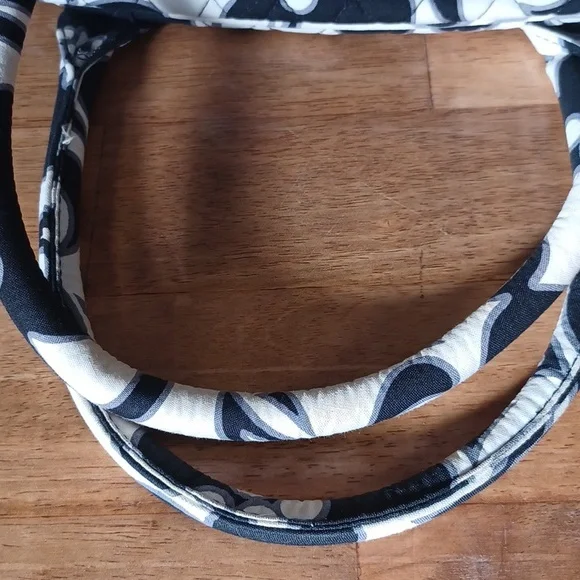 RARE Vera Bradley Metropolitan Weekender Bag in Retired "Night and Day" Pattern. - Picture 8 of 8